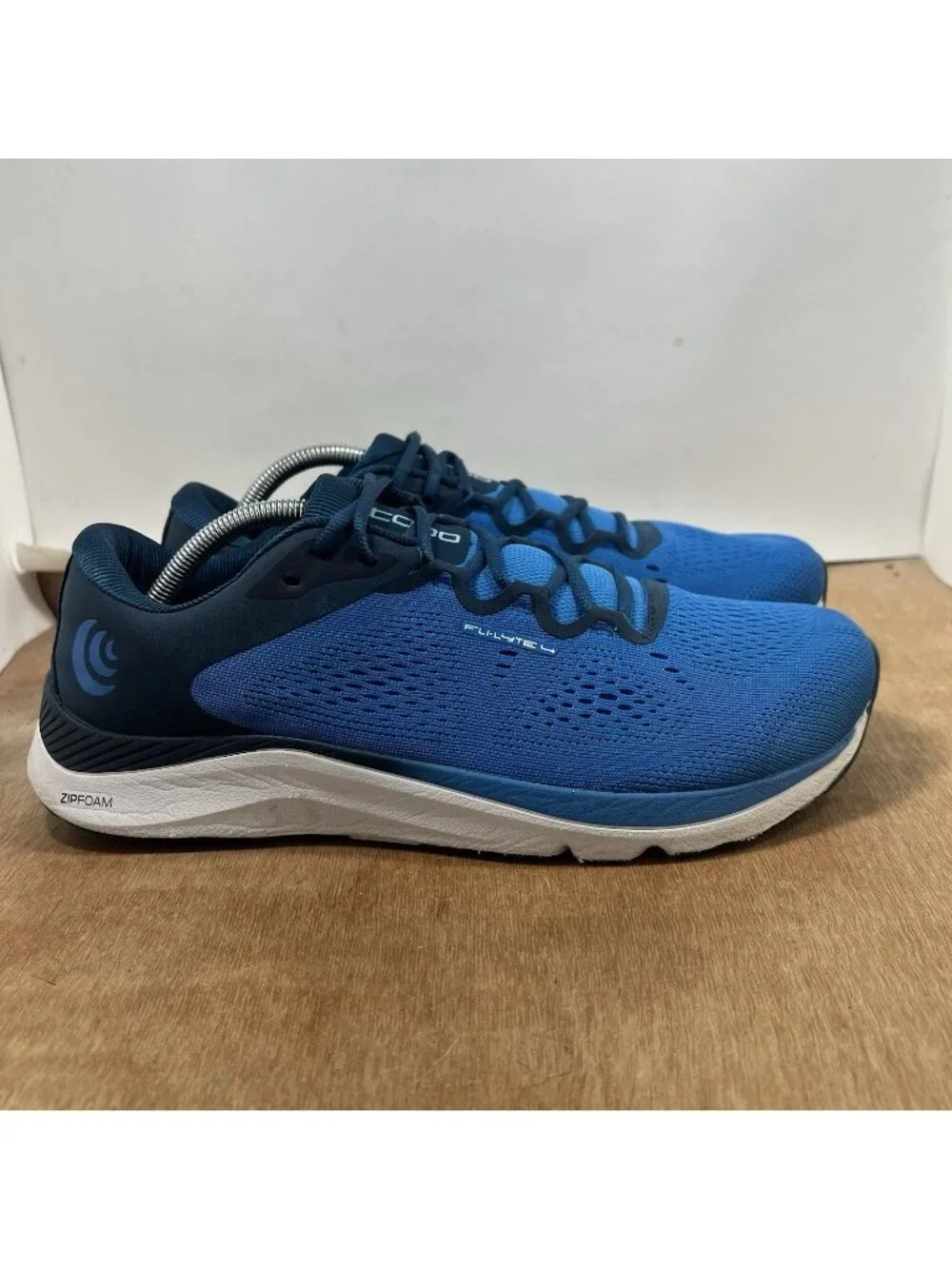 Topo Athletic Fli Lyte 4 Men 10.5 Blue Lace-Up Low Top Running Shoes